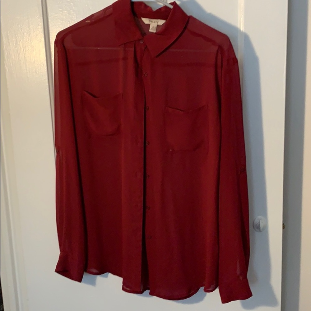 Long sleeve burgundy collared shirt
